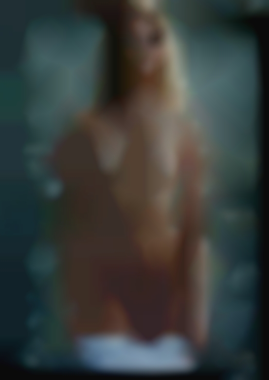Naked spreading swingers america girls ggermany.